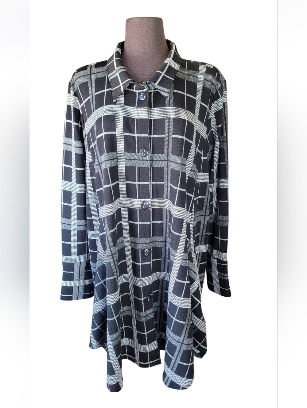 Attitudes by Renee Reg Knit Swing Shirt with Pockets Plaid